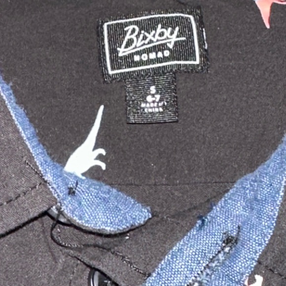 Bixby Nomad Boys Size 6-7 Short Sleeve Dinosaur Button Down Shirt - Picture 4 of 4